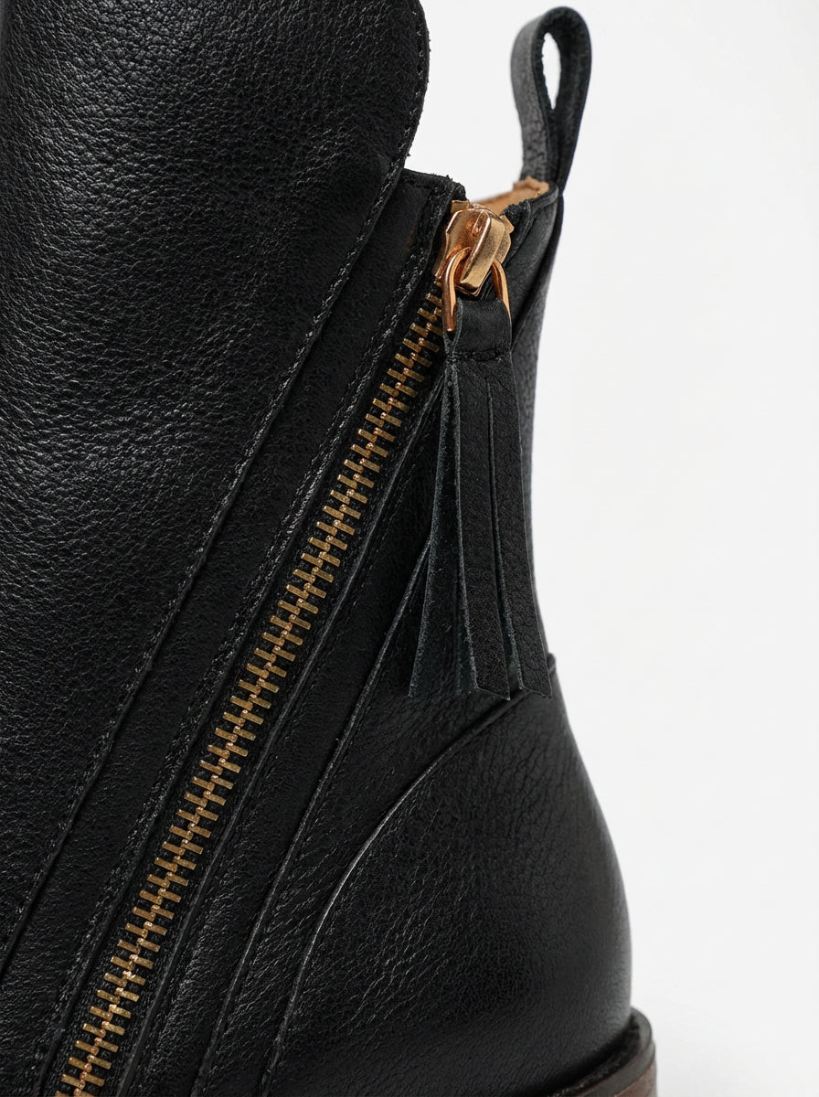 Damskie Botki na Obcasie | Zamek z Dekoracyjnym Chwostem | Elegancki Fason | Styl Na Co Dzień i Na Wieczór