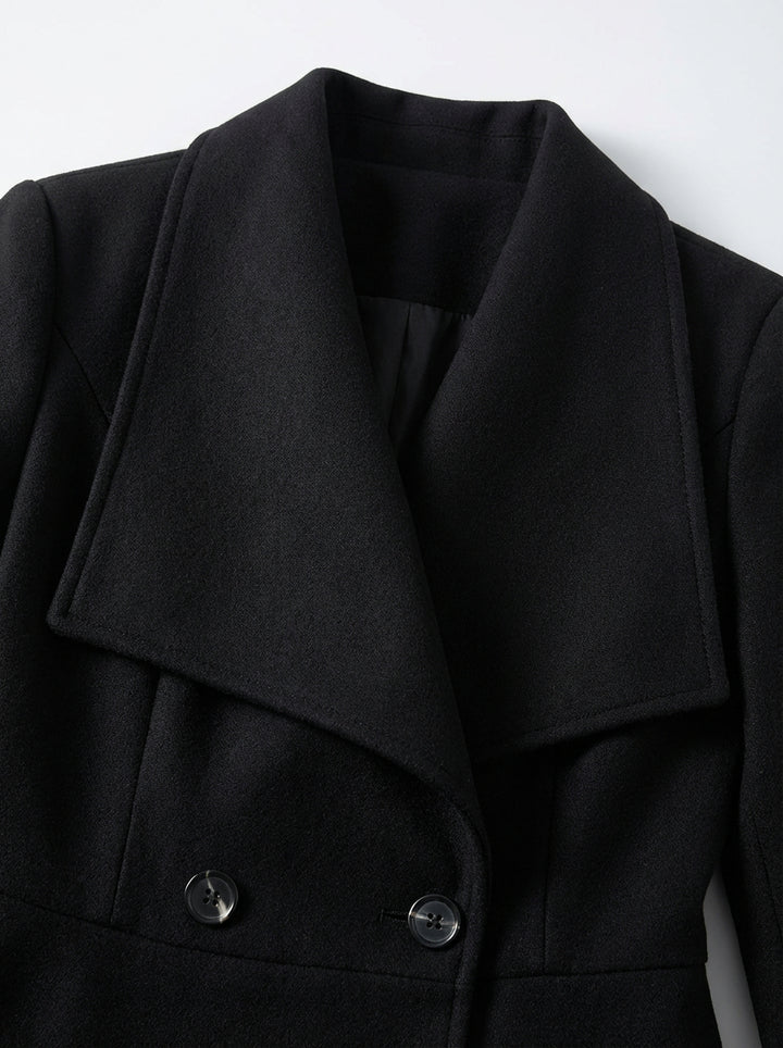 Damski Elegancki Płaszcz w Kolorze Czerwonym | Taliowany Krój | Klasyczny Dwurzędowy Design