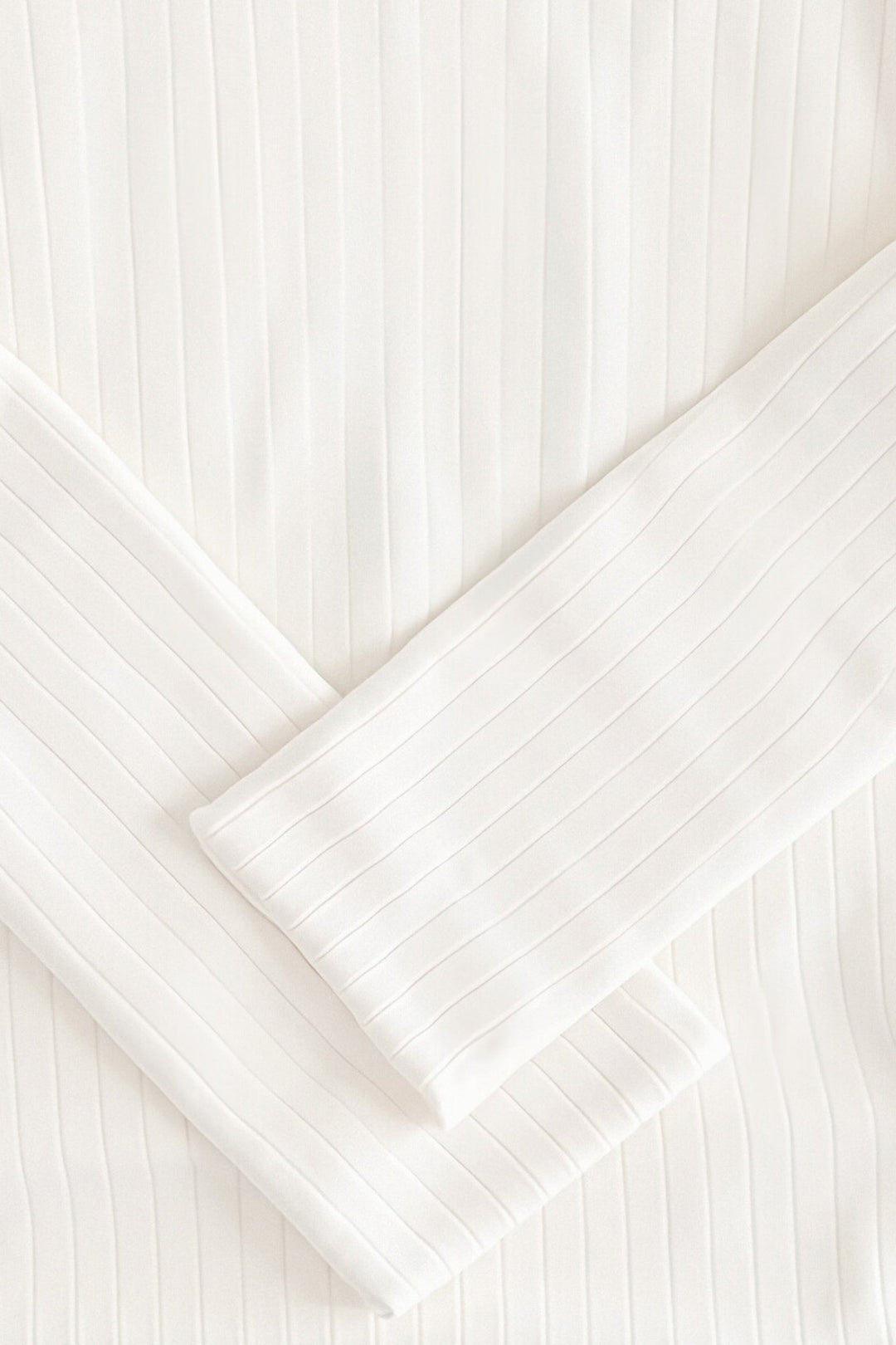 Sweter Dzianinowy Prążkowany | Klasyczny Krój | Elegancja w Codziennej Formie