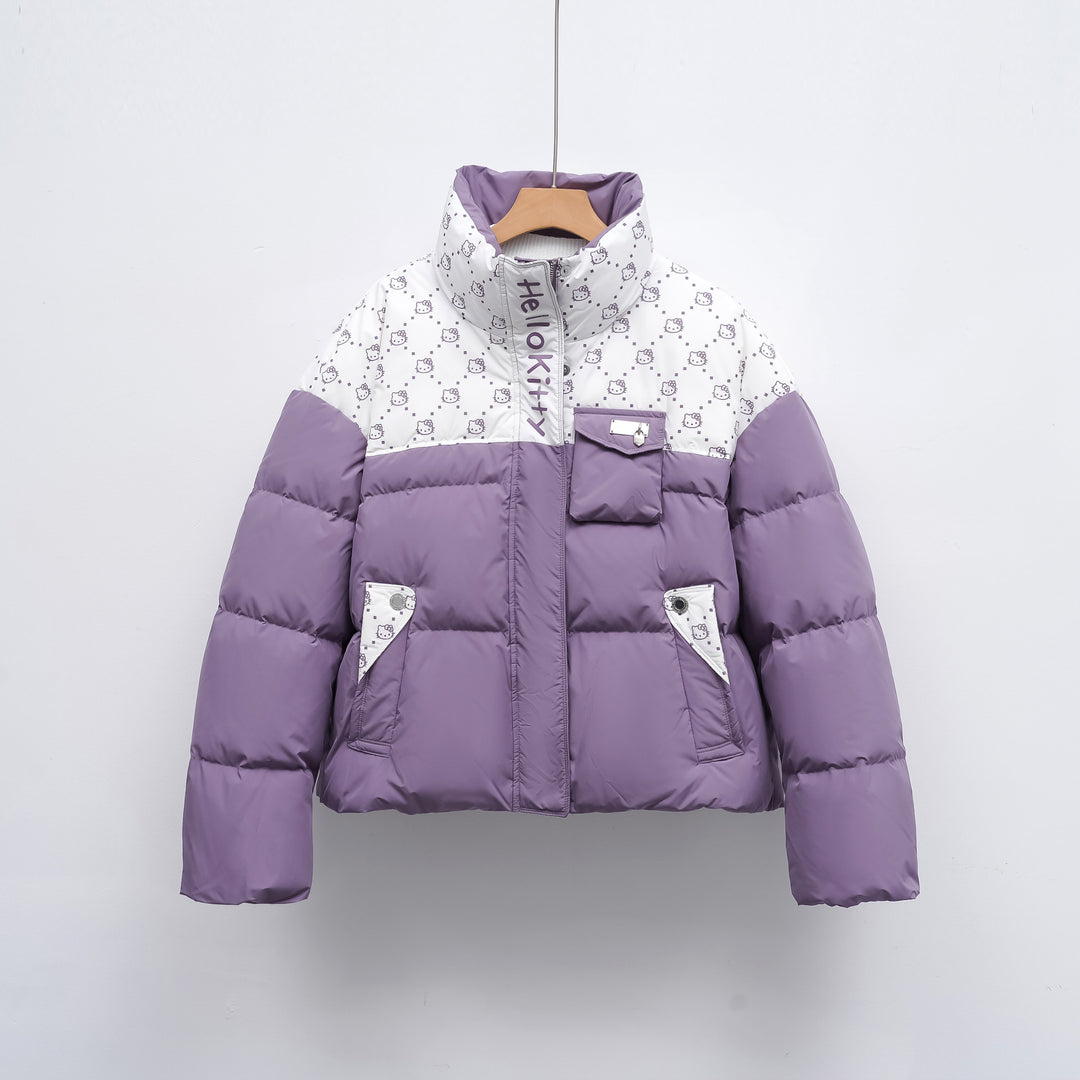 Pikowana Kurtka z Nadrukiem Postaci | Krótki Krój | Wzorzyste Detale i Stójka