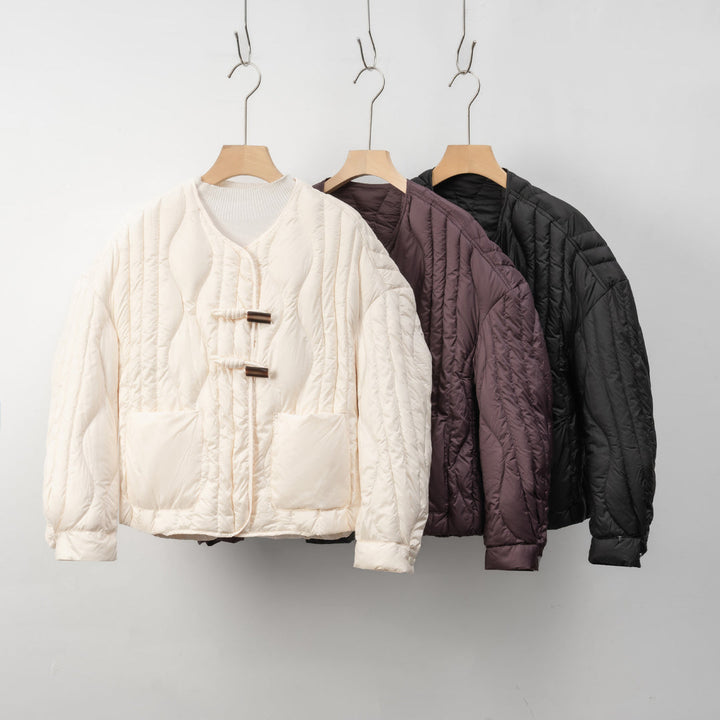 Pikowana Kurtka z Wiązaniem | Dekolt w Serek | Lekka i Nowoczesna