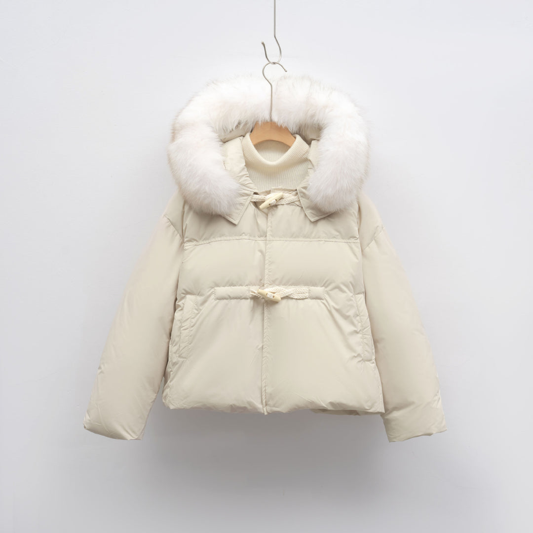 Krótka Kurtka z Puszystym Kołnierzem | Stylowa i Ciepła | Związana na Troczki