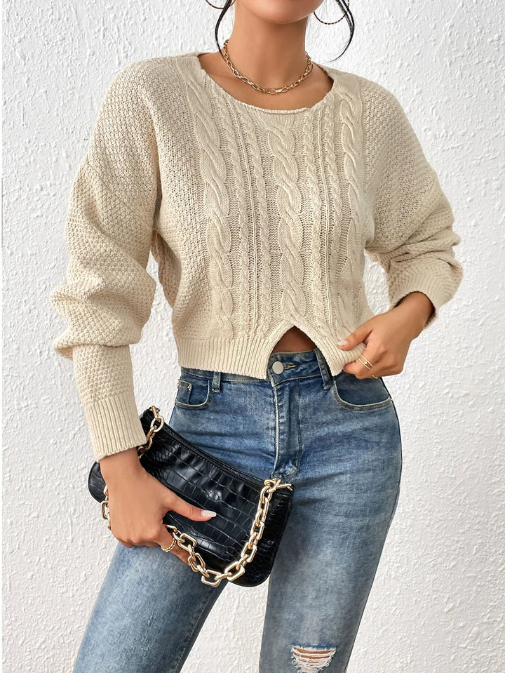 Damski Sweter z Warkoczowym Splotem | Dzianina o Krótszym Kroju | Styl Codzienny z Detalem