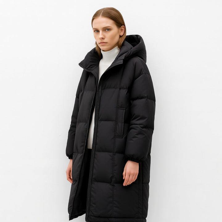 Długa Kurtka Pikowana z Kapturem | Minimalistyczny Krój | Lekka i Ocieplana | Idealna na Zimę