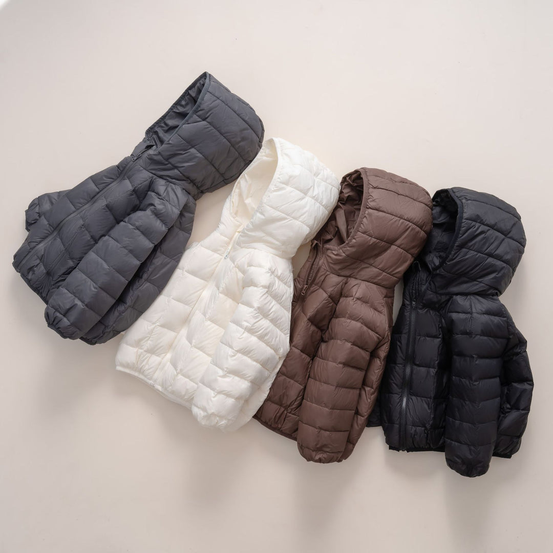 Pikowana Kurtka z Kapturem | Prosty Krój | Lekka i Funkcjonalna | Na Chłodne Dni