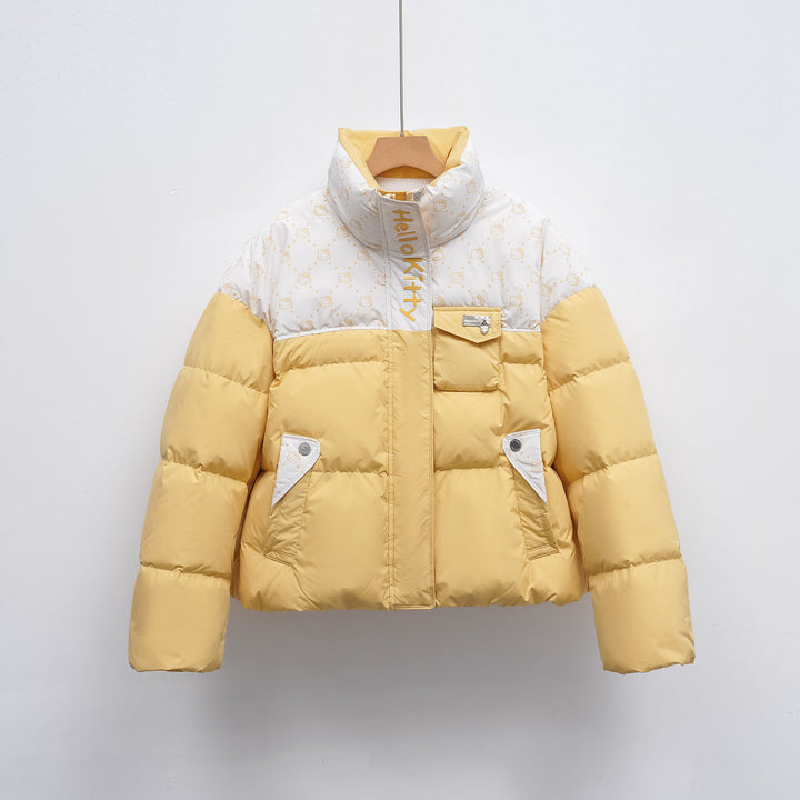 Pikowana Kurtka z Nadrukiem Postaci | Krótki Krój | Wzorzyste Detale i Stójka