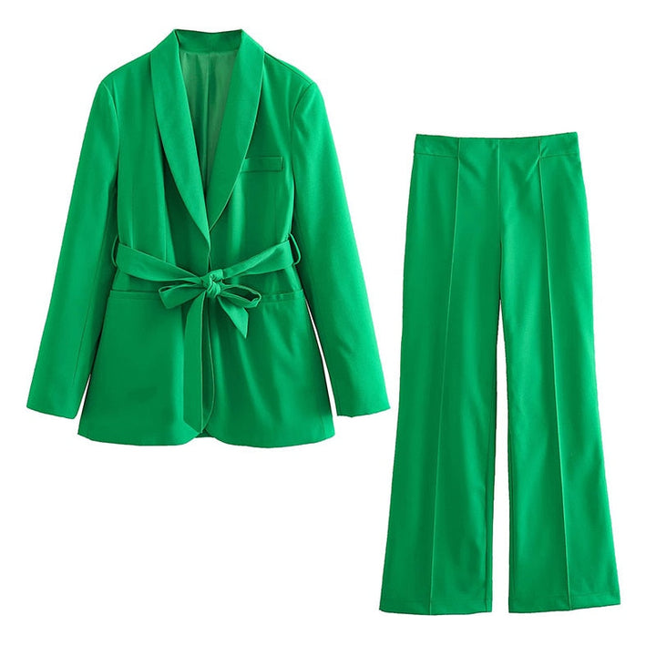 Damski Garnitur z Paskiem | Elegancka Marynarka i Szerokie Spodnie | Nowoczesny Zestaw na Specjalne Okazje